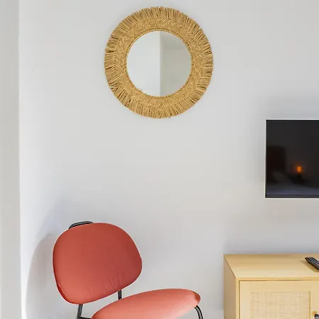 Cubo's Estudio Naciones 432 Only Adults Apartment
