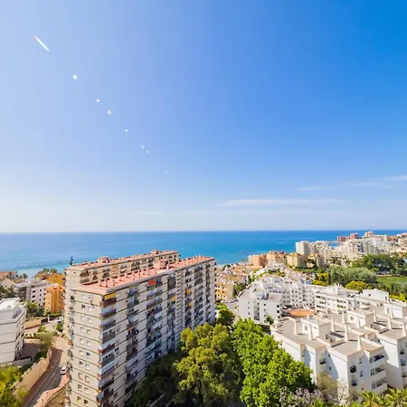 Cubo's Estudio Naciones 432 Only Adults Benalmadena